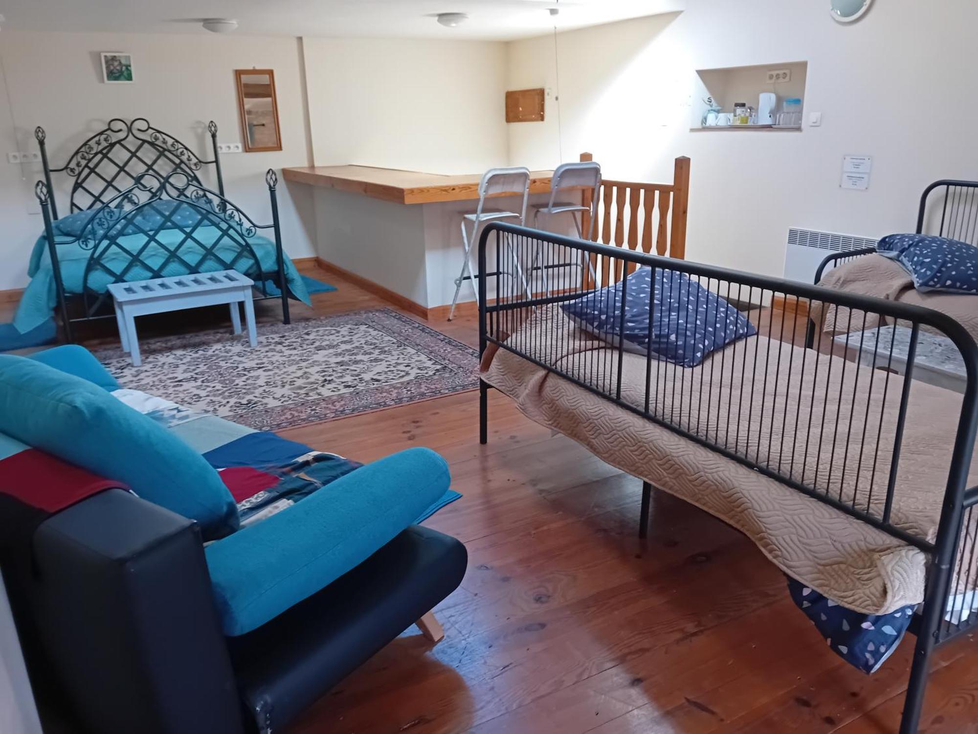 Gazelle Guest House And Art Gallery Ruffec  Bagian luar foto